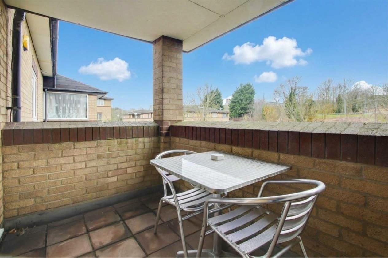 Sutcliffe Avenue, Oldbrook, Milton Keynes
